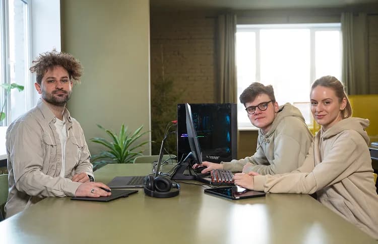 Maintenance & Support Maintenance & Support